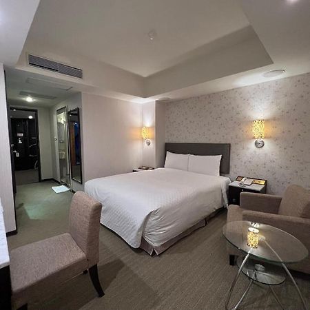 Forward Suites Ⅰ Taipeh Exterior foto