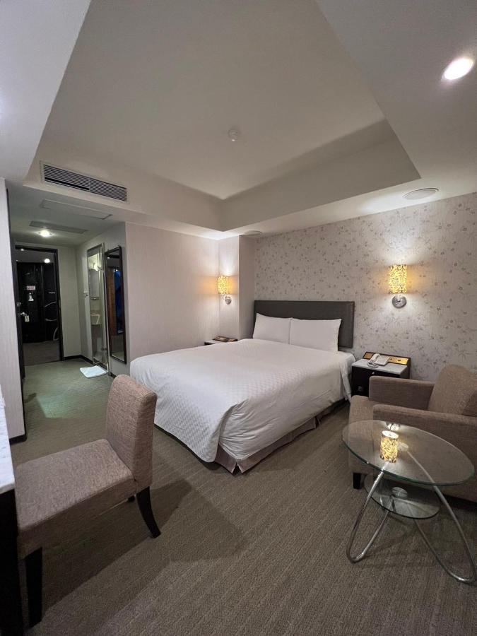 Forward Suites Ⅰ Taipeh Exterior foto