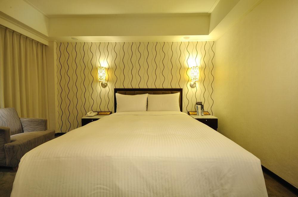 Forward Suites Ⅰ Taipeh Exterior foto