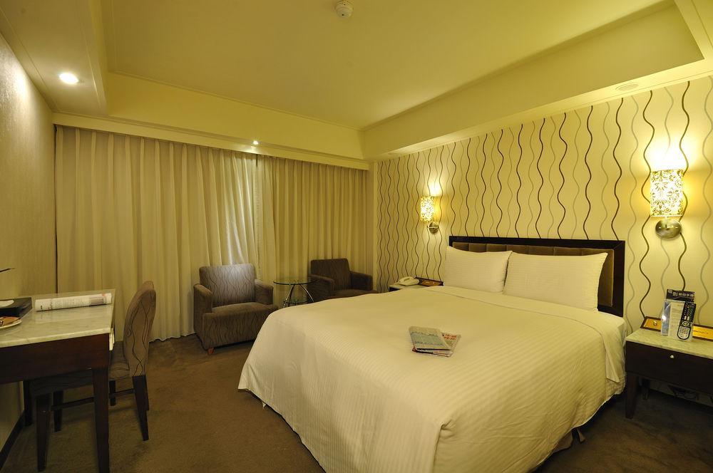 Forward Suites Ⅰ Taipeh Exterior foto