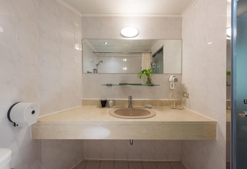 Forward Suites Ⅰ Taipeh Exterior foto