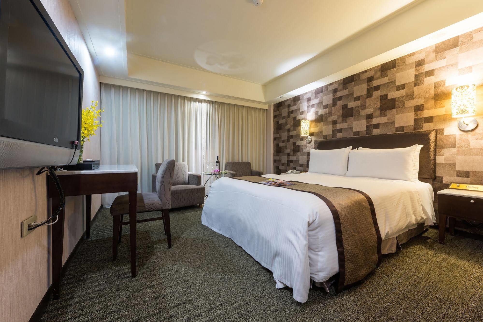 Forward Suites Ⅰ Taipeh Exterior foto