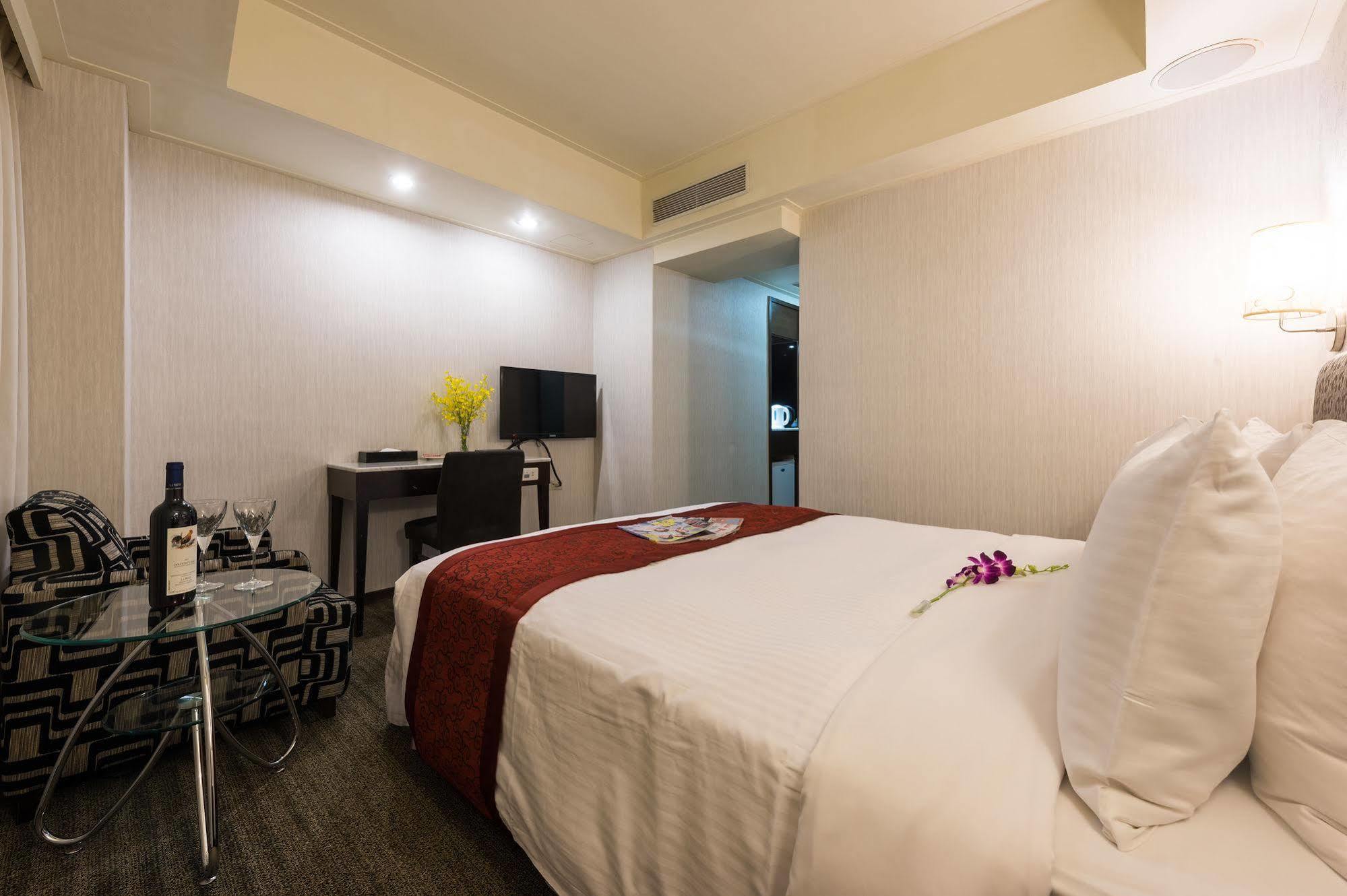 Forward Suites Ⅰ Taipeh Exterior foto